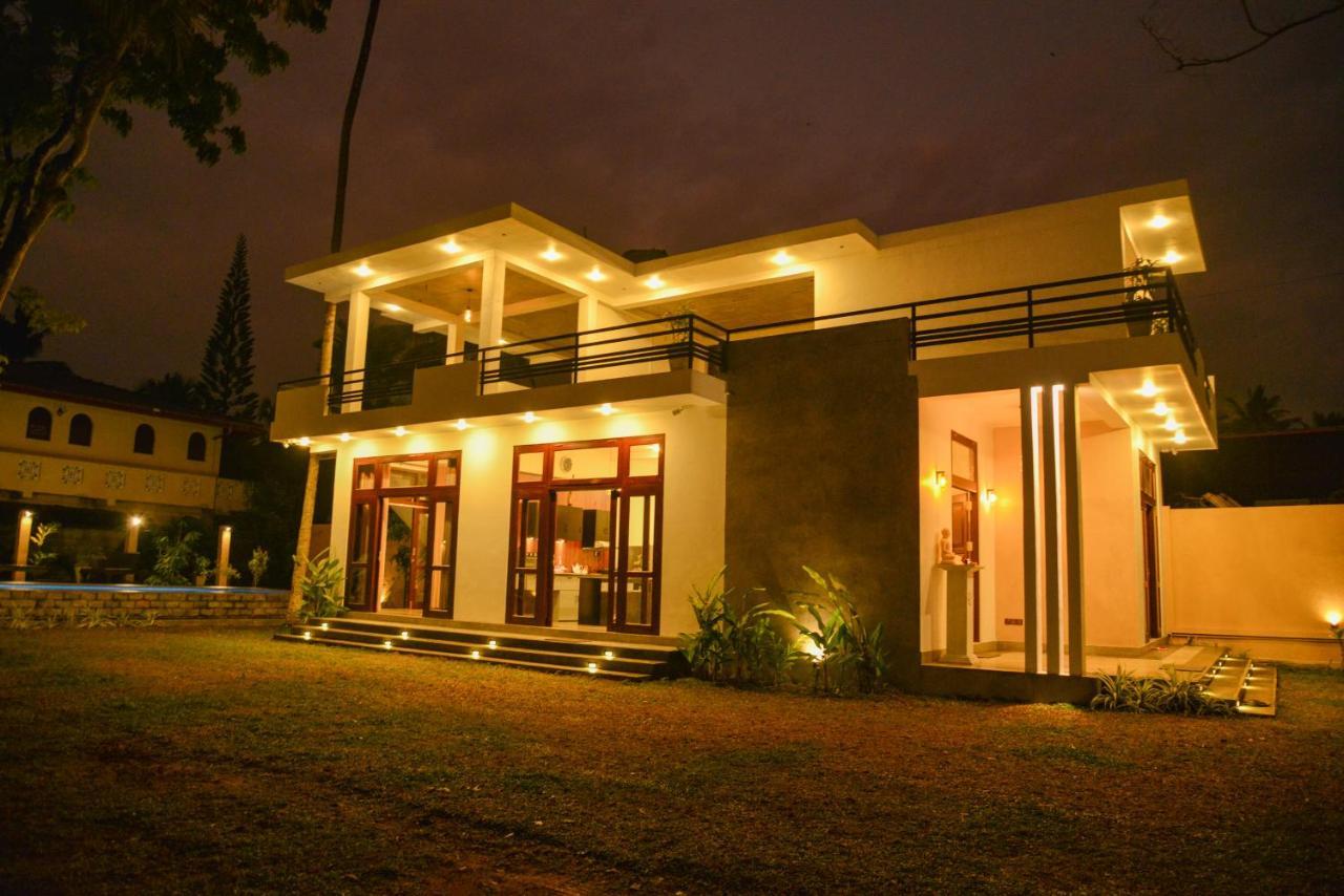 Yehen'S Villa Unawatuna Esterno foto