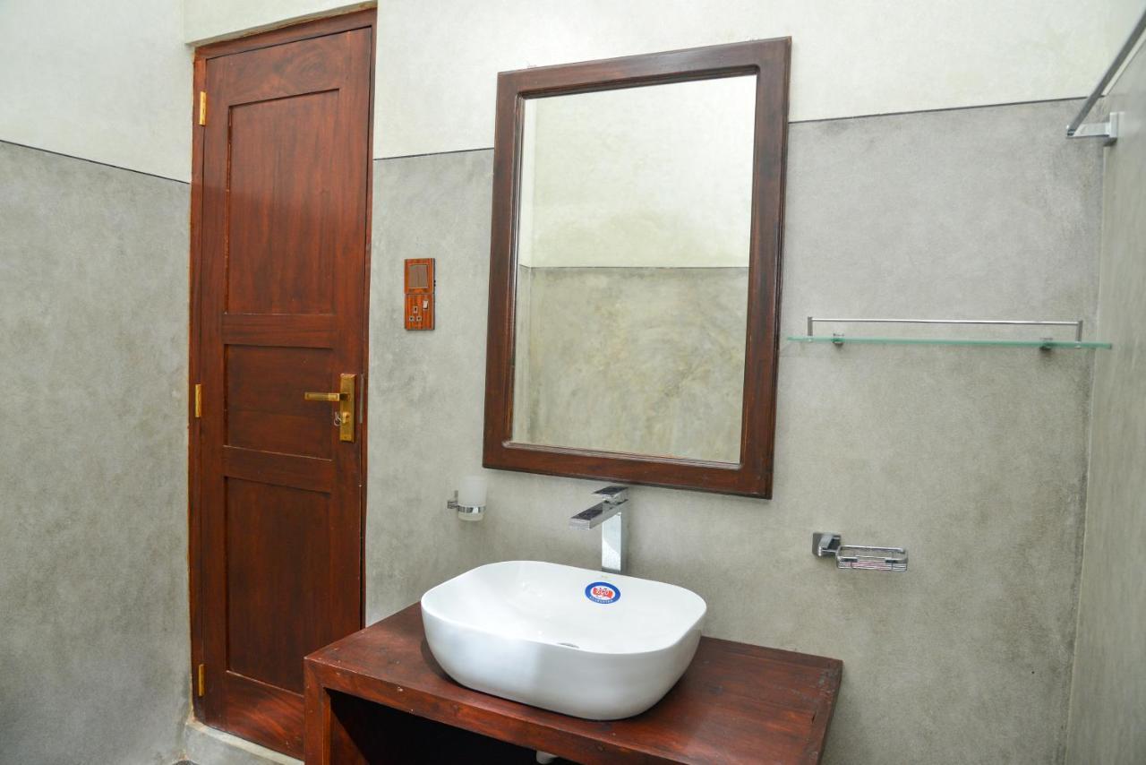 Yehen'S Villa Unawatuna Esterno foto