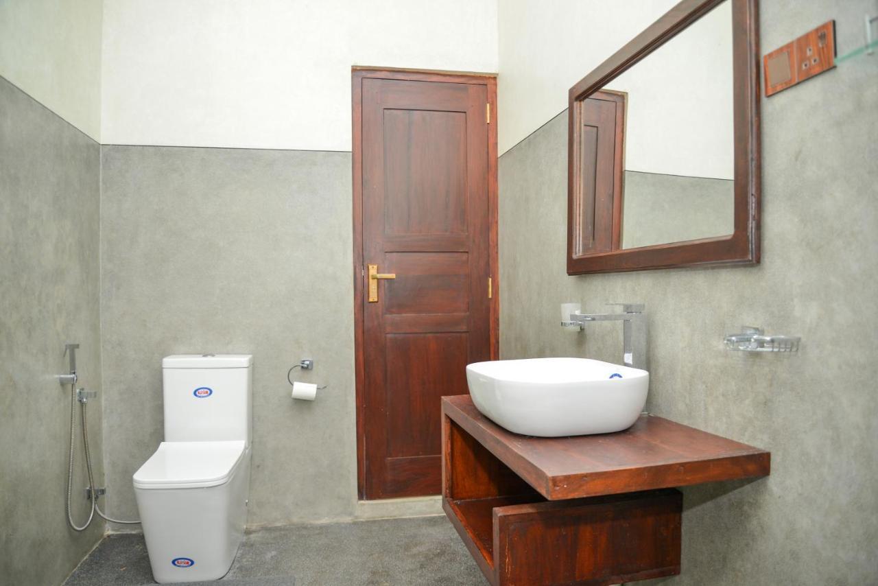 Yehen'S Villa Unawatuna Esterno foto