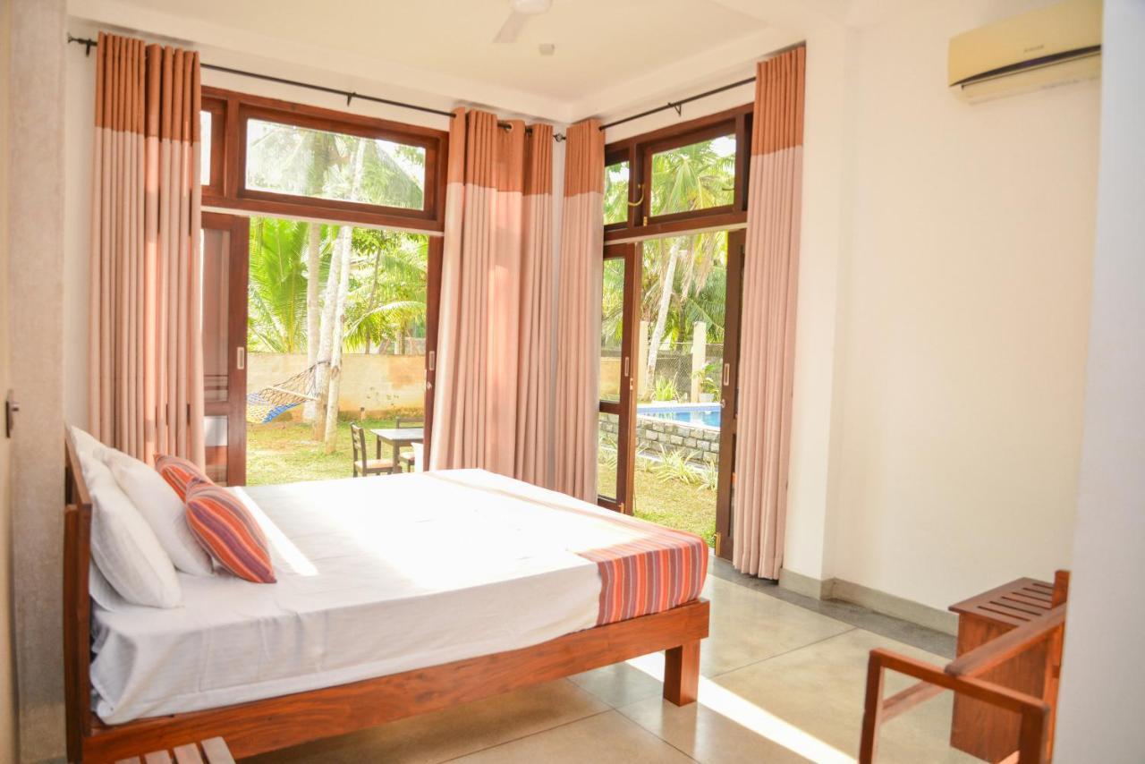 Yehen'S Villa Unawatuna Esterno foto