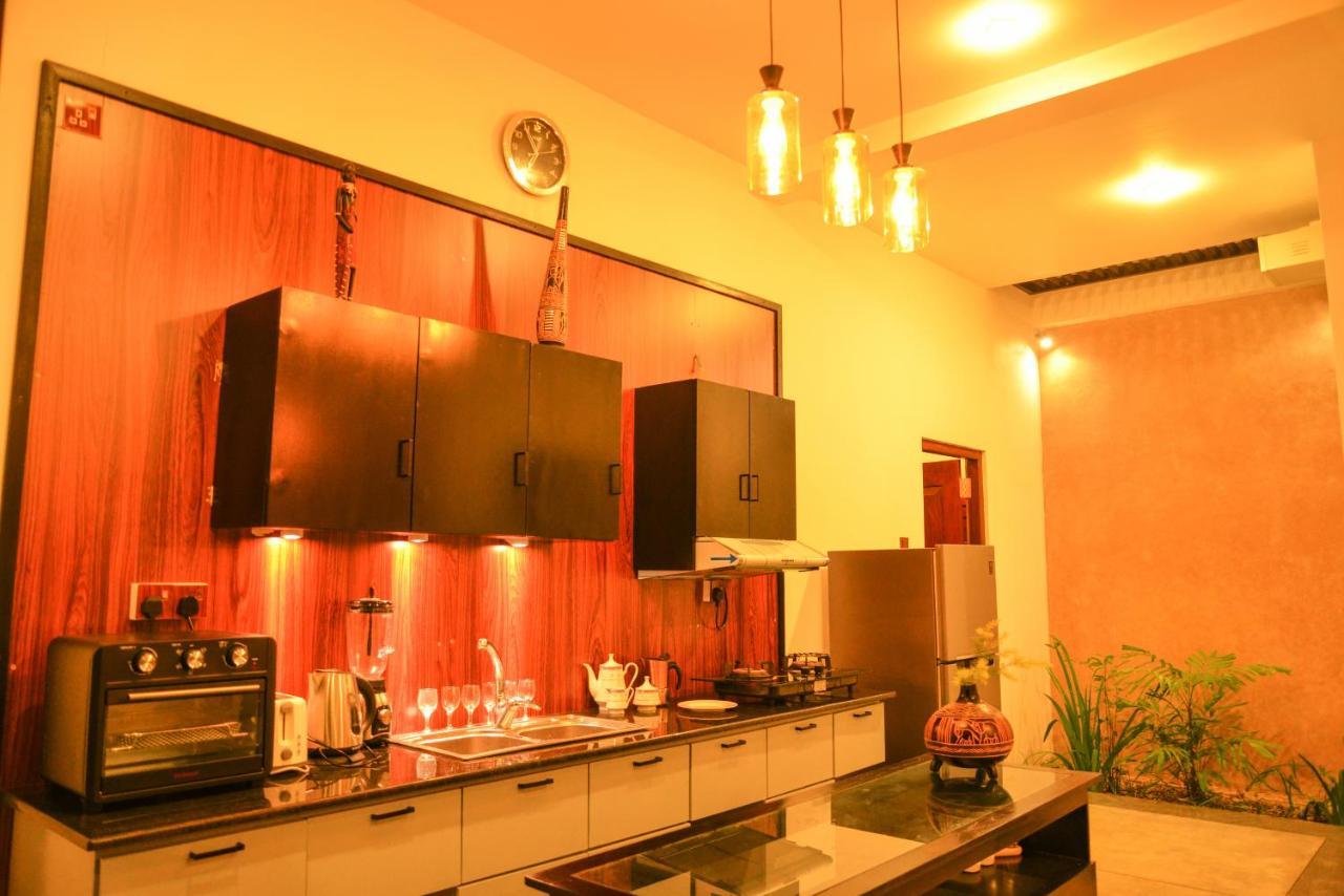 Yehen'S Villa Unawatuna Esterno foto