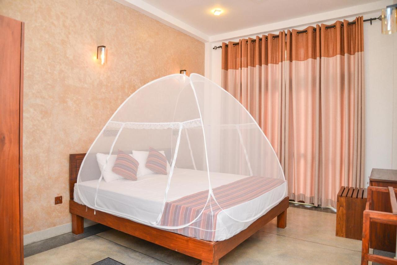 Yehen'S Villa Unawatuna Esterno foto